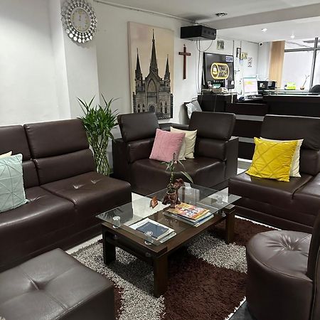 Hotel Royal Suite มานิซาเลส ภายนอก รูปภาพ
