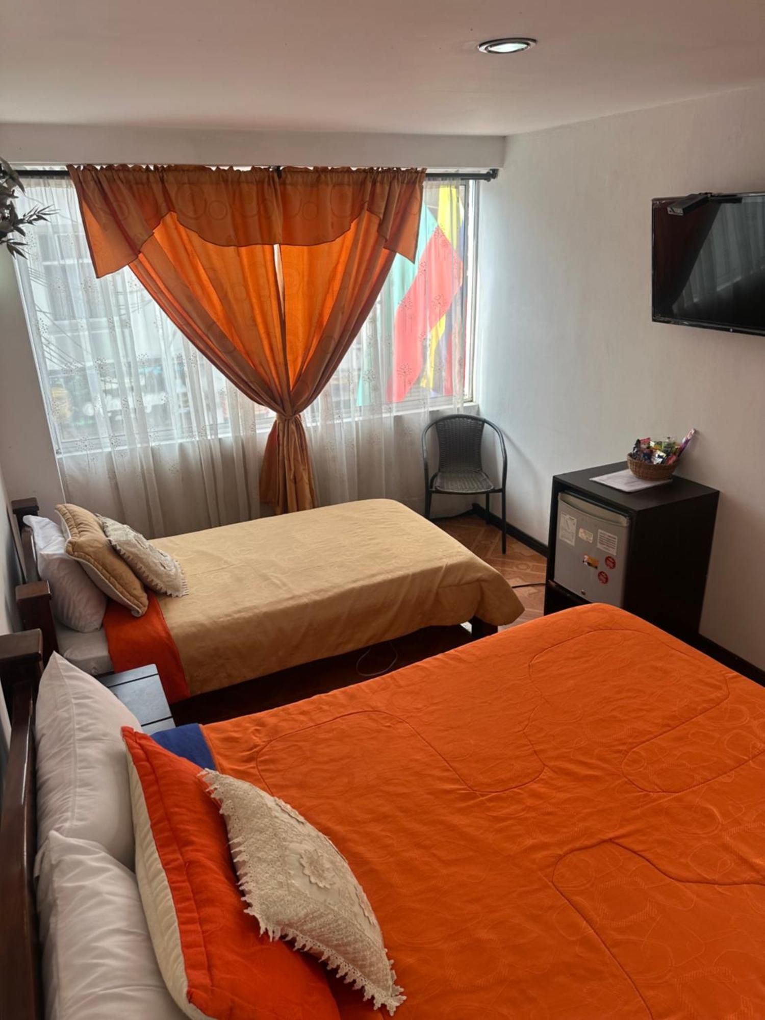 Hotel Royal Suite มานิซาเลส ภายนอก รูปภาพ
