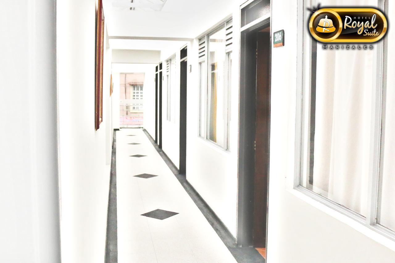 Hotel Royal Suite มานิซาเลส ภายนอก รูปภาพ