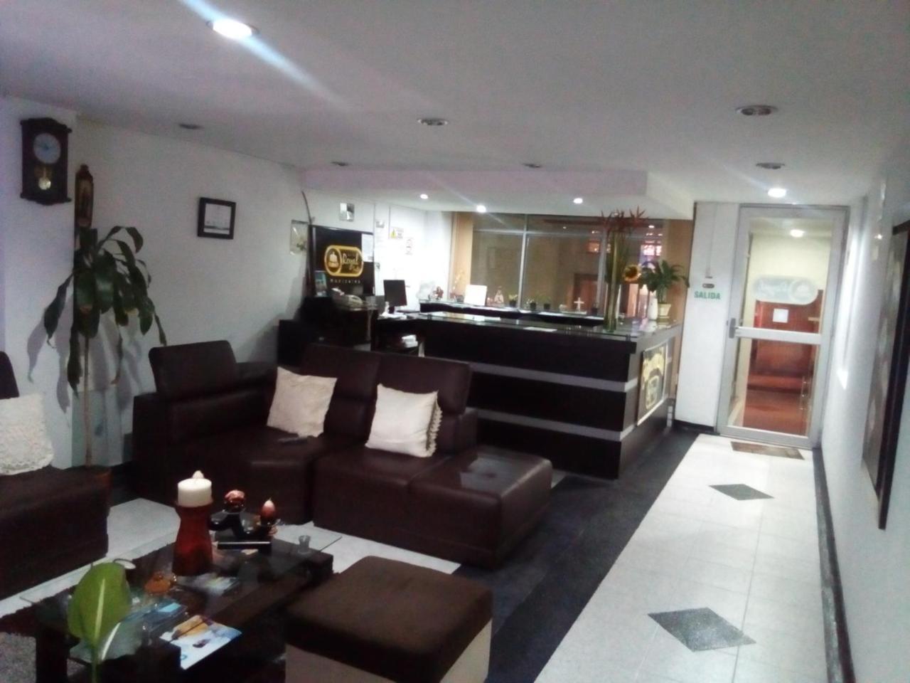 Hotel Royal Suite มานิซาเลส ภายนอก รูปภาพ