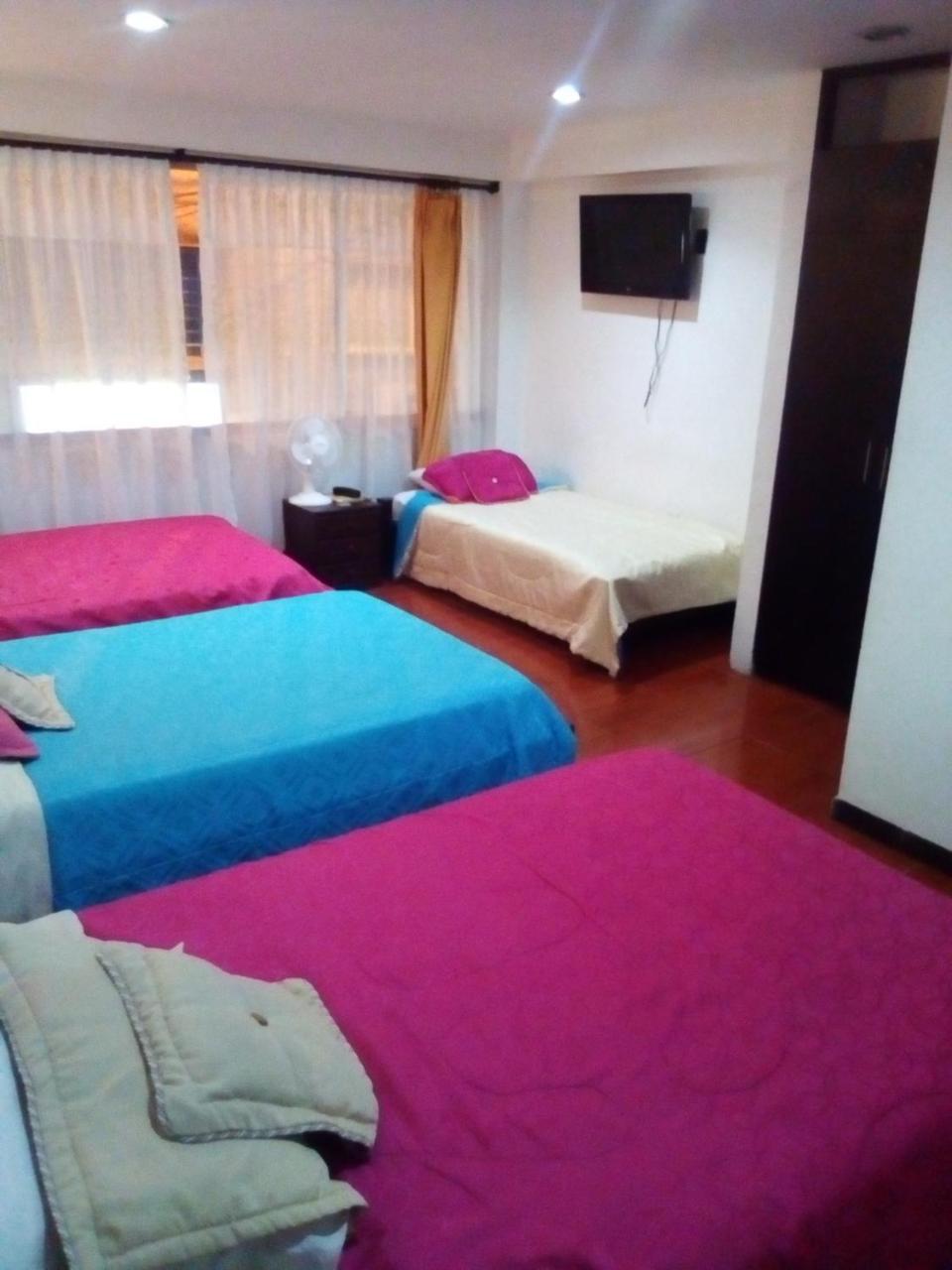 Hotel Royal Suite มานิซาเลส ภายนอก รูปภาพ